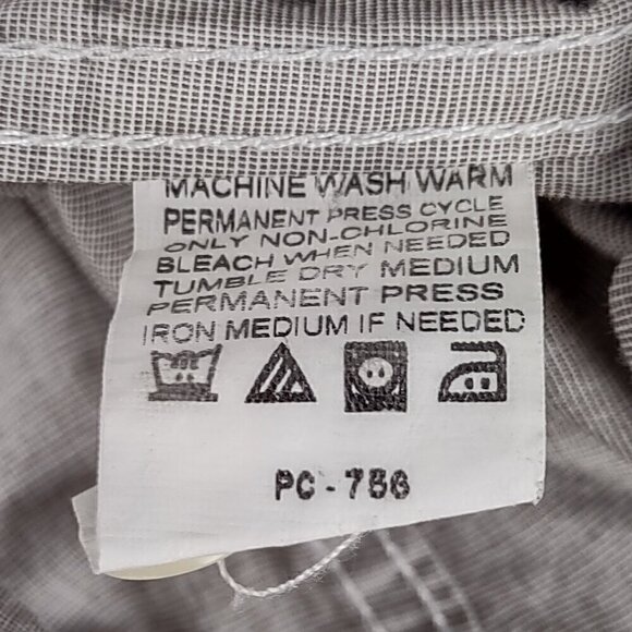 Izod Men's Light Brown, Mocha 100% Cotton Button Down Dress Shirt. Size Medium - Picture 12 of 12